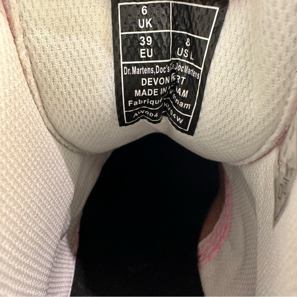 DR. MARTENS DEVON HEART LEATHER PLATFORM BOOTS - Picture 7 of 9